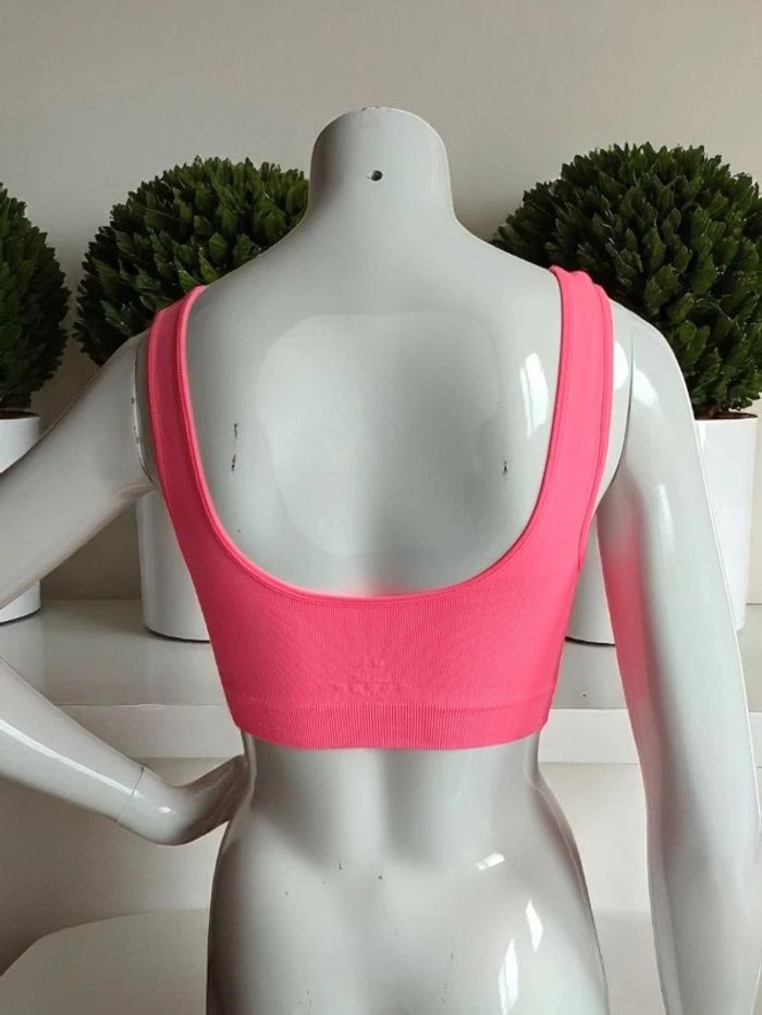 Brassière rose M/L - photo numéro 3