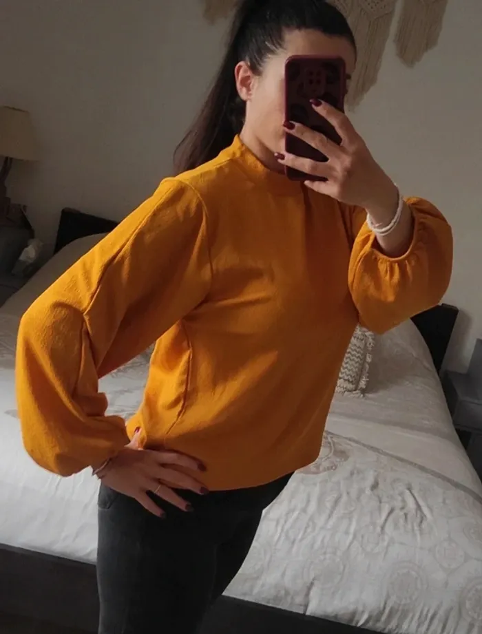 Haut blouse manches longues Zara trafaluc jaune moutarde M - photo numéro 3