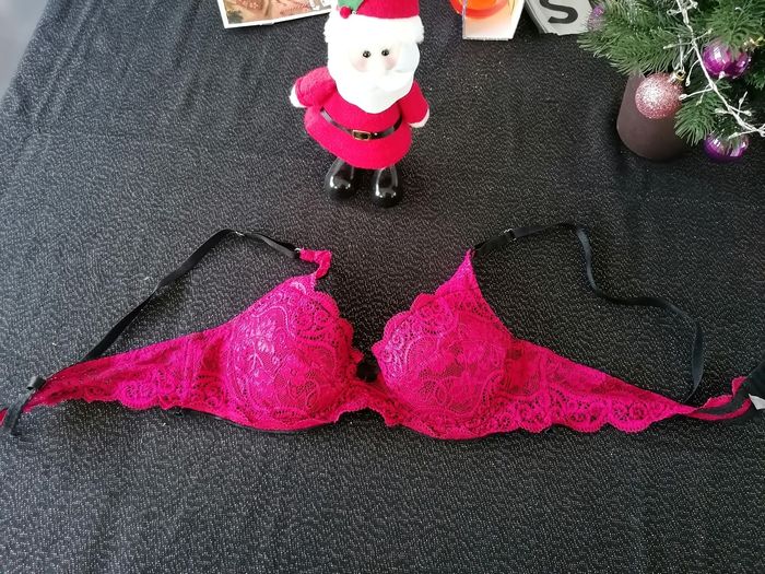 Soutien gorge taille 85B - photo numéro 6