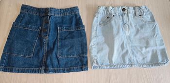 2 mini jupes 8 ans