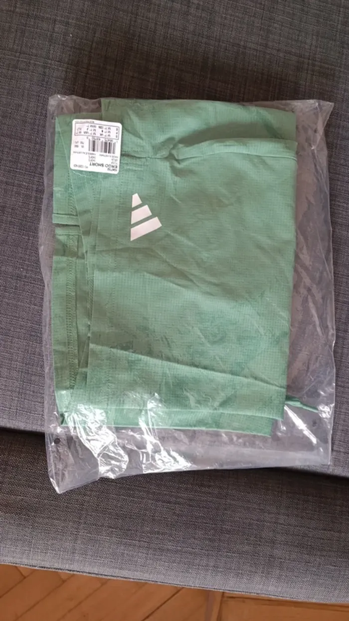 Shorts Adidas verdi