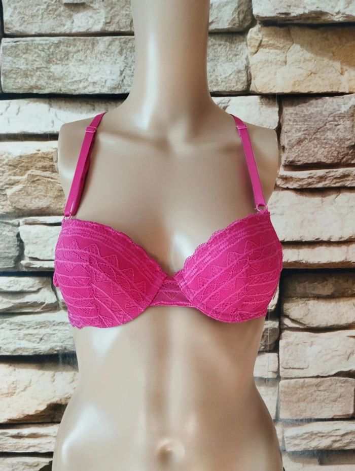 🌸Soutien Gorge Croisé Dentelle Rose 85B 🌸