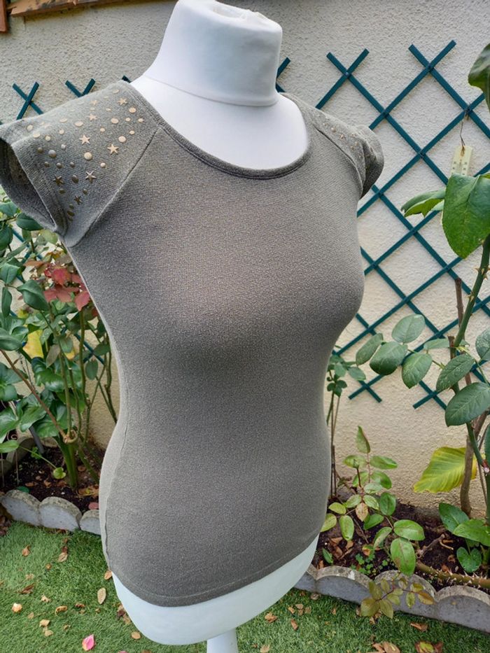 Tee-shirt Spot - photo numéro 3