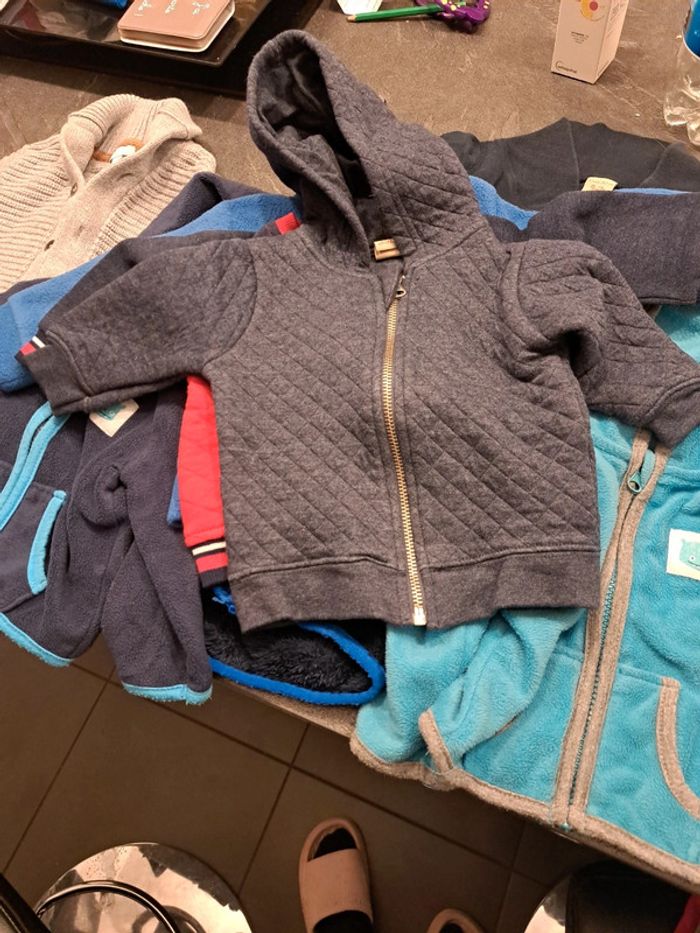 Lot 8 gilets - photo numéro 6