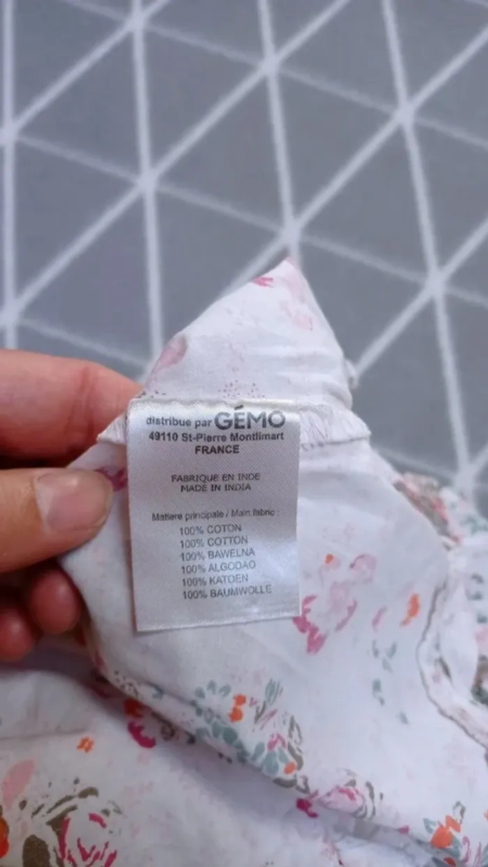 🦄 lot 4 hauts sans manche, 4 ans - photo numéro 13