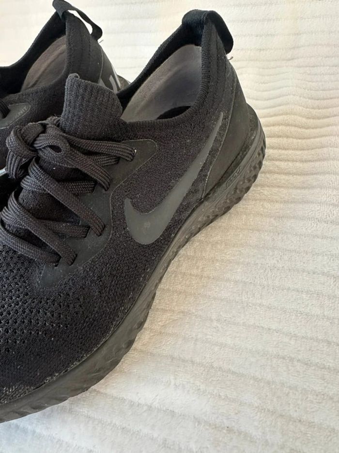 Nike chaussures noires epic react flyknit taille 41 - photo numéro 2