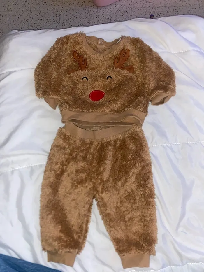 Ensemble pyjama deux pièces tout doux Renne de noel 3-6 mois