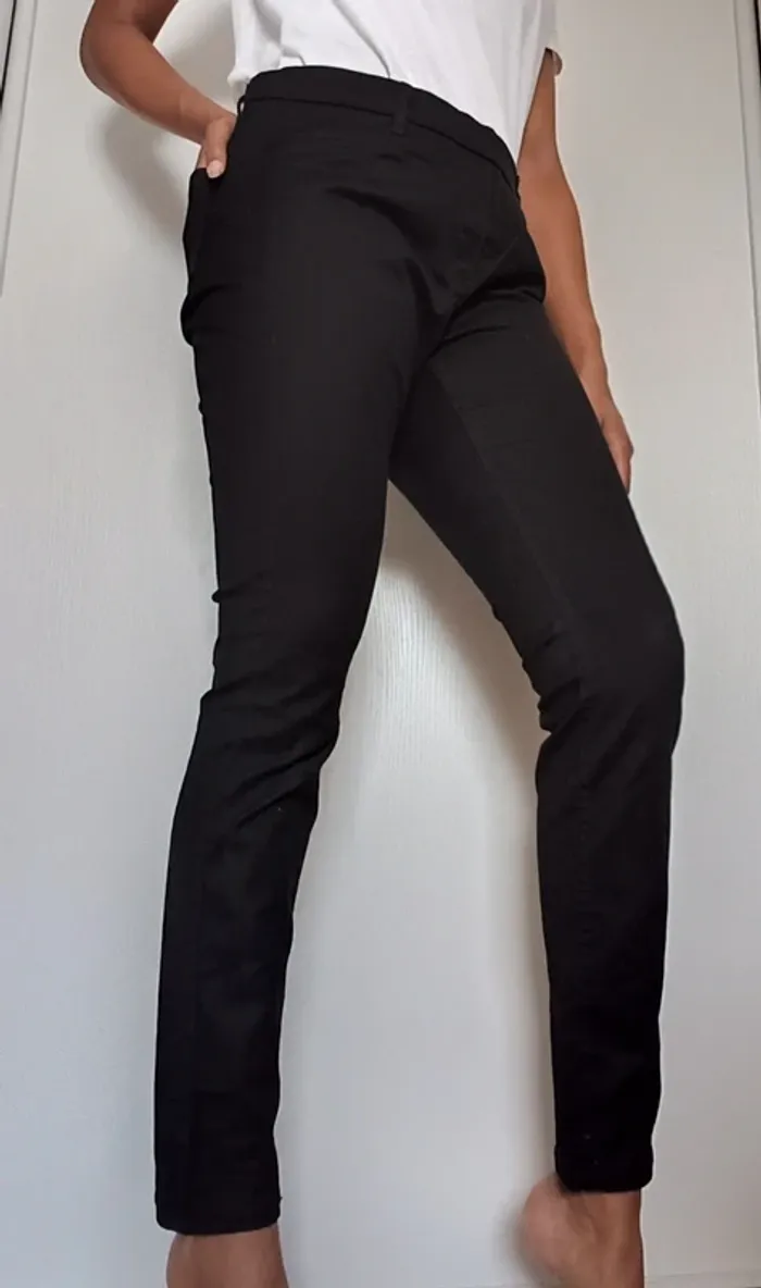 Pantalon noir Camaïeu T42 - photo numéro 2