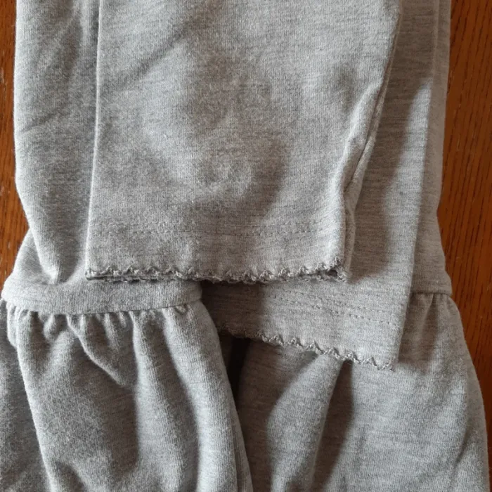 Lot 3 T-shirts Fille H&M et autres 6 ans - photo numéro 7