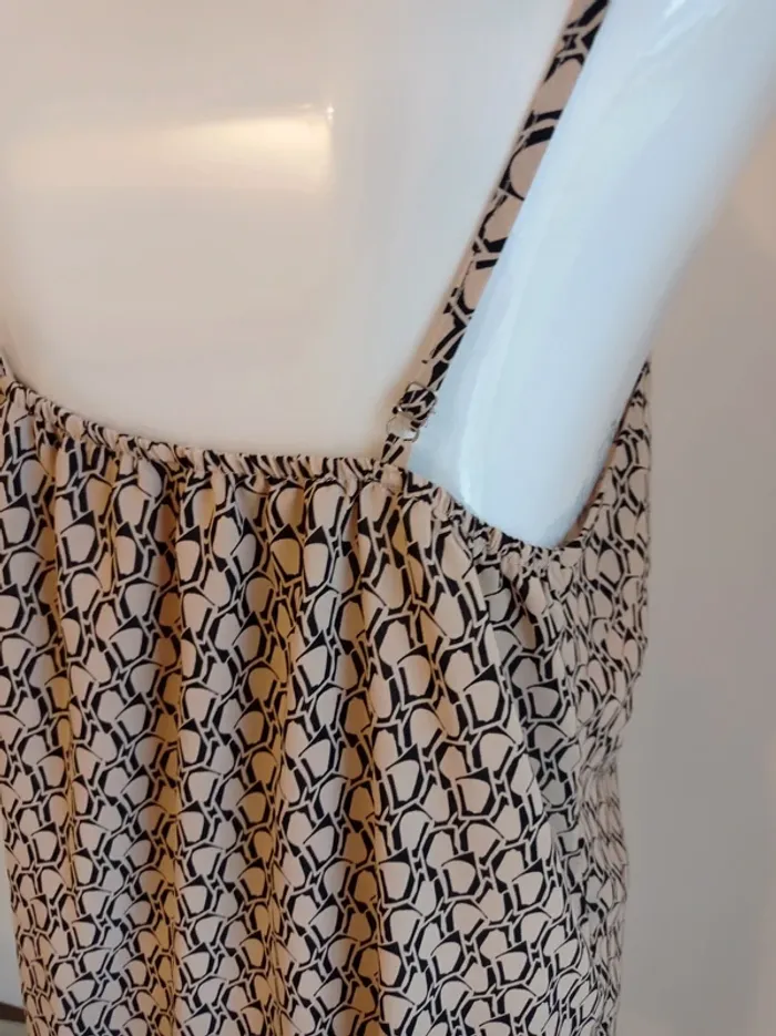 Robe beige taupe et motif fantaisie noir fines bretelles T38/40 - photo numéro 5