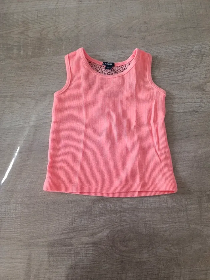 Tee shirt