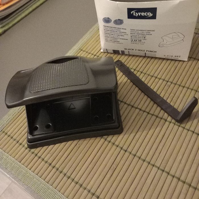 Perforeuse  noire - photo numéro 6