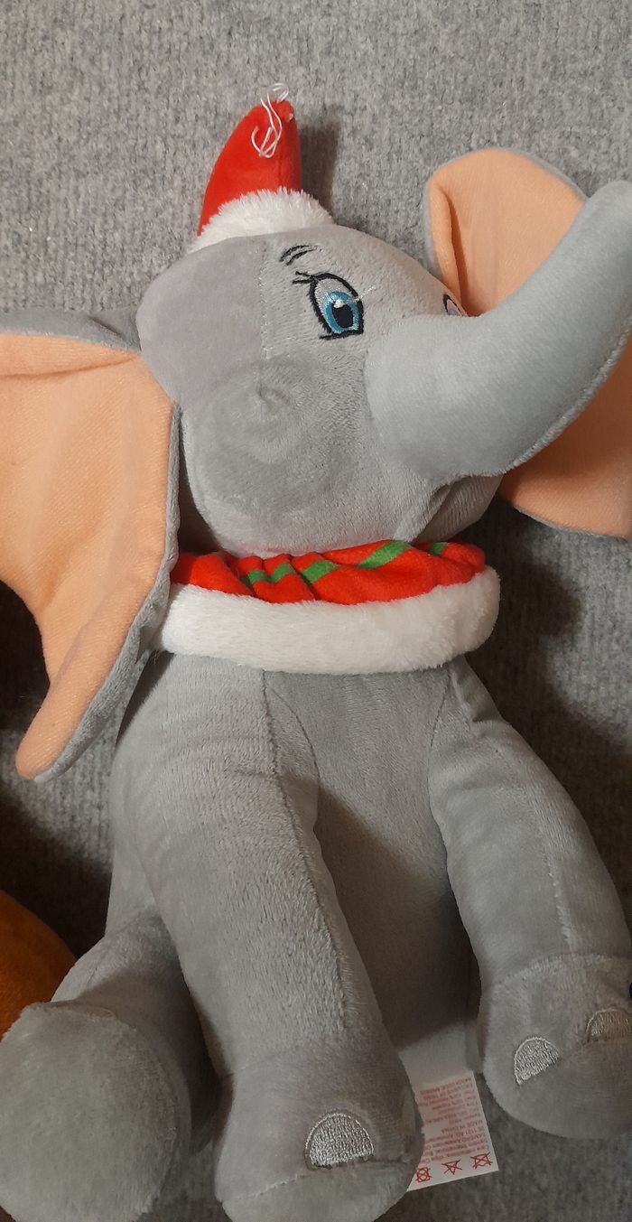 LOT PELUCHES DISNEY MUSICALES - photo numéro 4