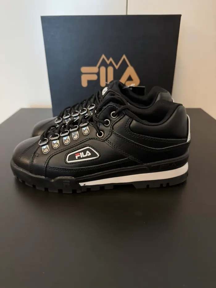 Fila Trailblazzer L wmn couleur noir taille 38 neuf dans sa boîte.