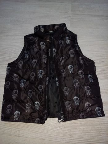 Doudoune sans manche T.6 mois