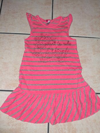 Robe manche court 