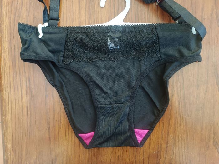 Ensemble lingerie - photo numéro 3