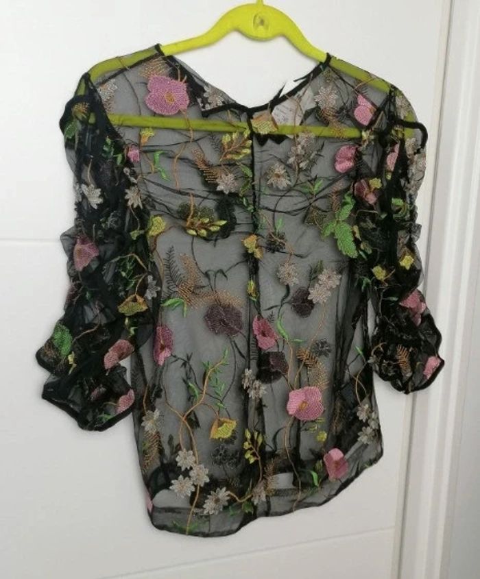 Top noir broderie fleurs transparent Taille S H&M - photo numéro 9