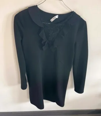 Robe noire dentelle mango