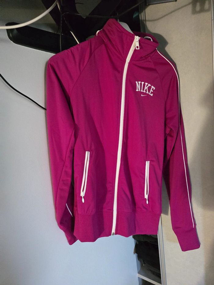 Veste nike taille s - photo numéro 2
