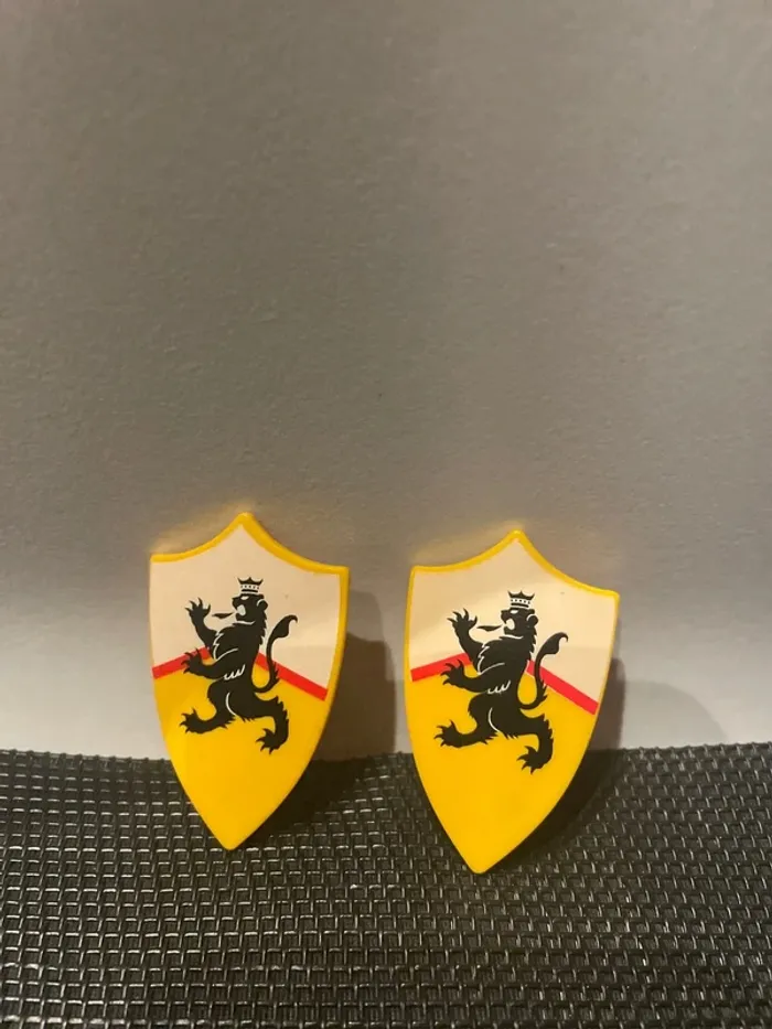 Playmobil lot 4 boucliers chevalier du lion 4865 4866 4867 4868 4869 4871 4873 4933 5240 - photo numéro 3