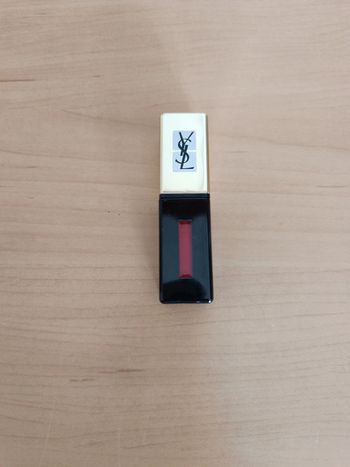 Encre a lèvres