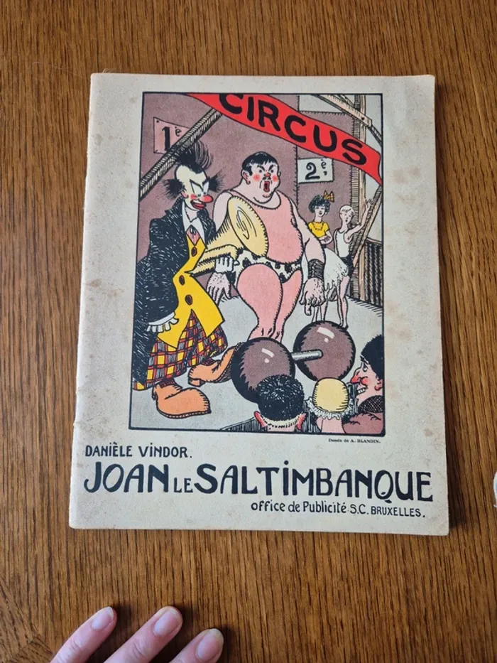 livre vintage joan le saltimbanque - photo numéro 1