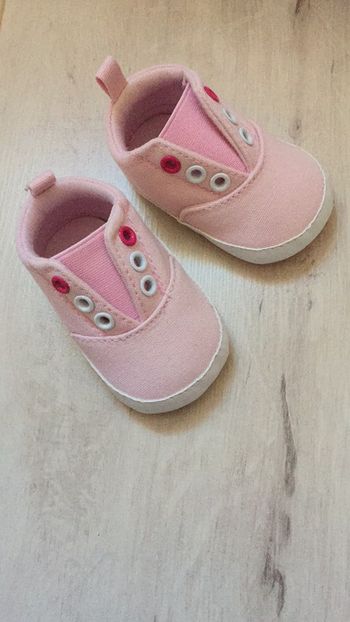 Baskets bb 0/6 m neuf