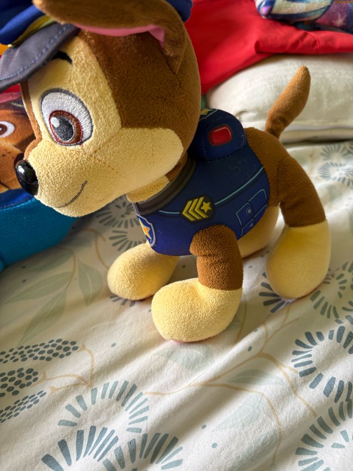 Lot peluche et coussin - photo numéro 4