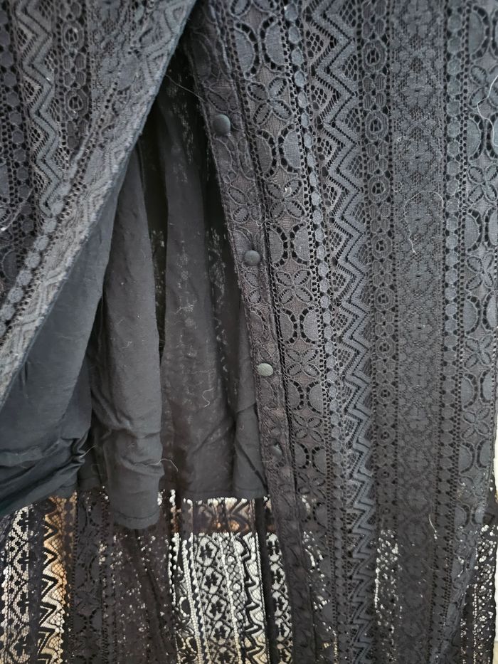 Robe Hollister taille 36 S en dentelle noire - photo numéro 2