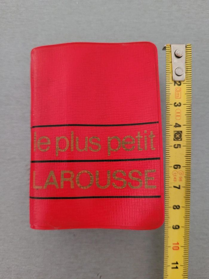 Livre Le plus petit larousse 1968