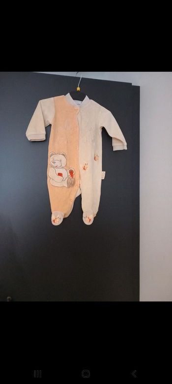 Pyjama taille 3mois mixte