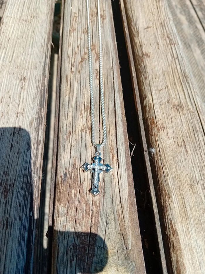 Croix gothique avec chaîne 70 cm - photo numéro 2