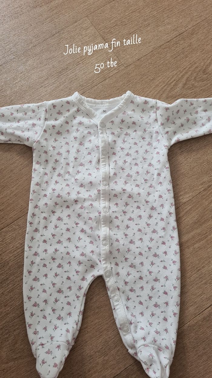 Pyjama motif fleur