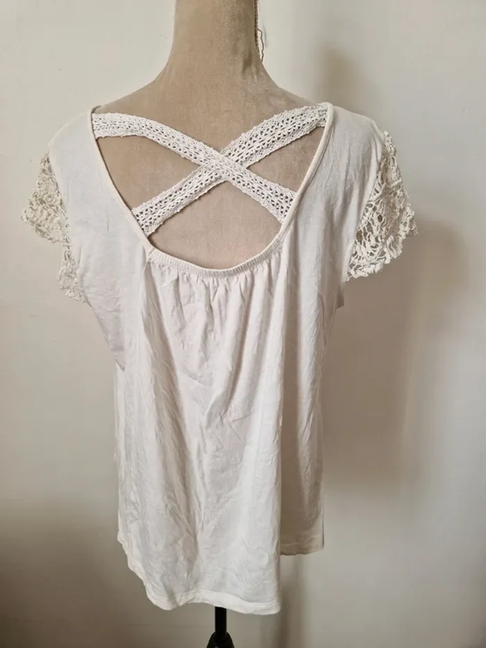 Tee shirt blanc crème macramé dentelle taille 44 - photo numéro 2