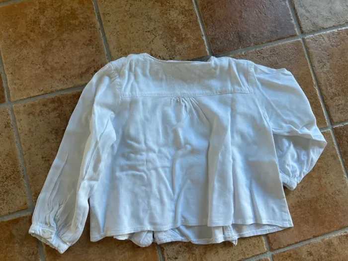 Blouse blanche 4 ans - photo numéro 6