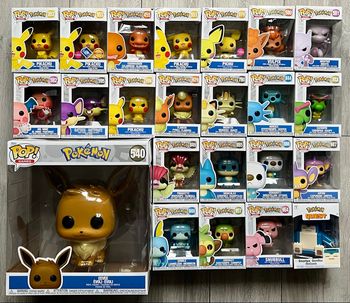 Lot de figurines 22 Funko Pop et 1 Figurine Pokémon