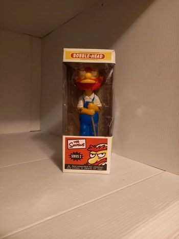 Bobble head willie