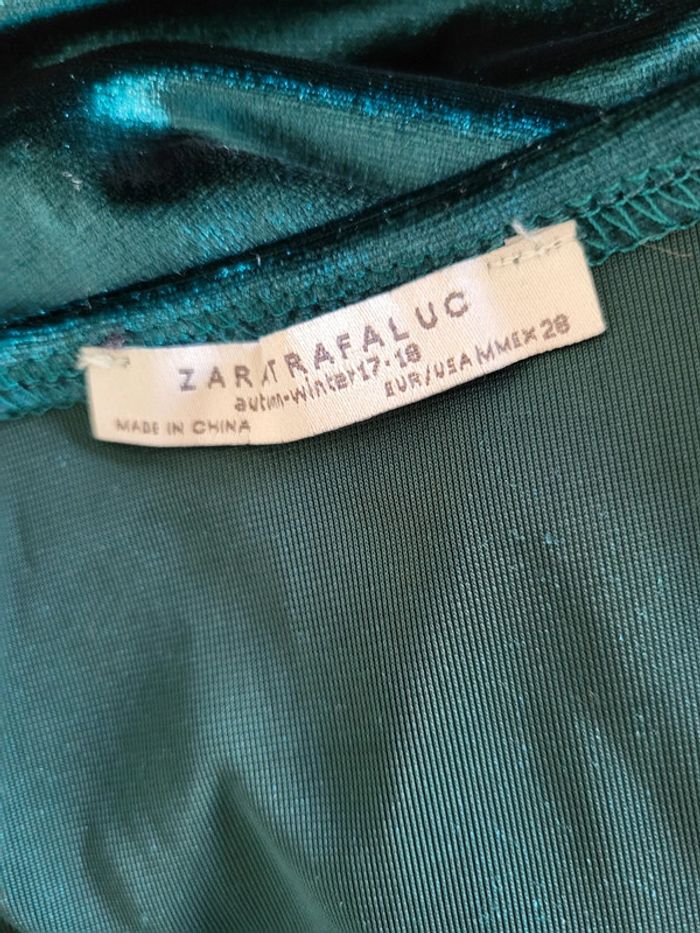 Robe en velours vert émeraude Zara - photo numéro 11