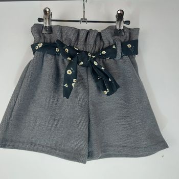 Short tissaia