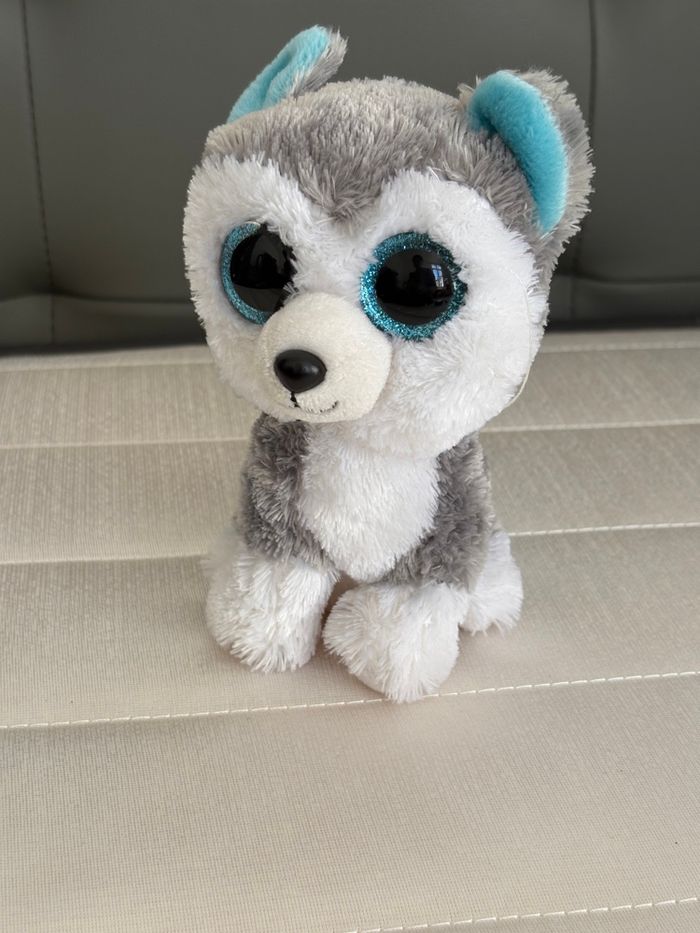 Petite peluche loup gris et blanc de Ty