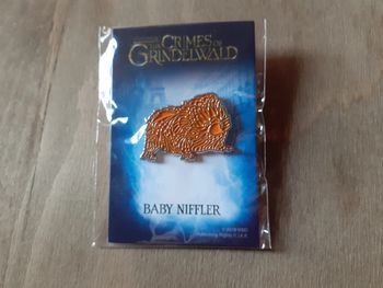 🔮 Neuve rare un Pin's Bébé Niffleur