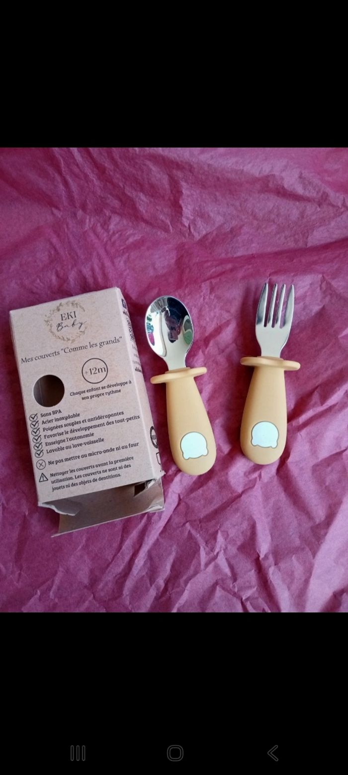 Couverts ergonomiques bébé