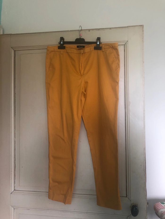 Pantalon jaune moutarde