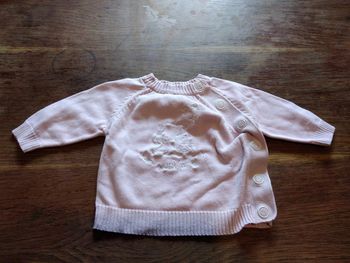 Pull bébé fille 1 mois