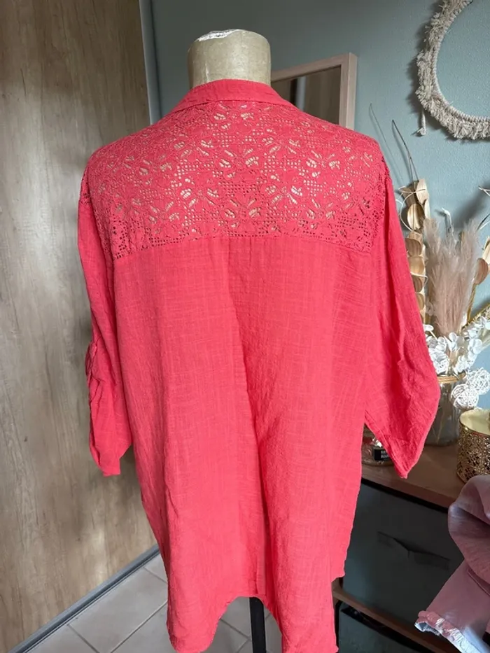 Jolie blouse femme ajourée - photo numéro 4