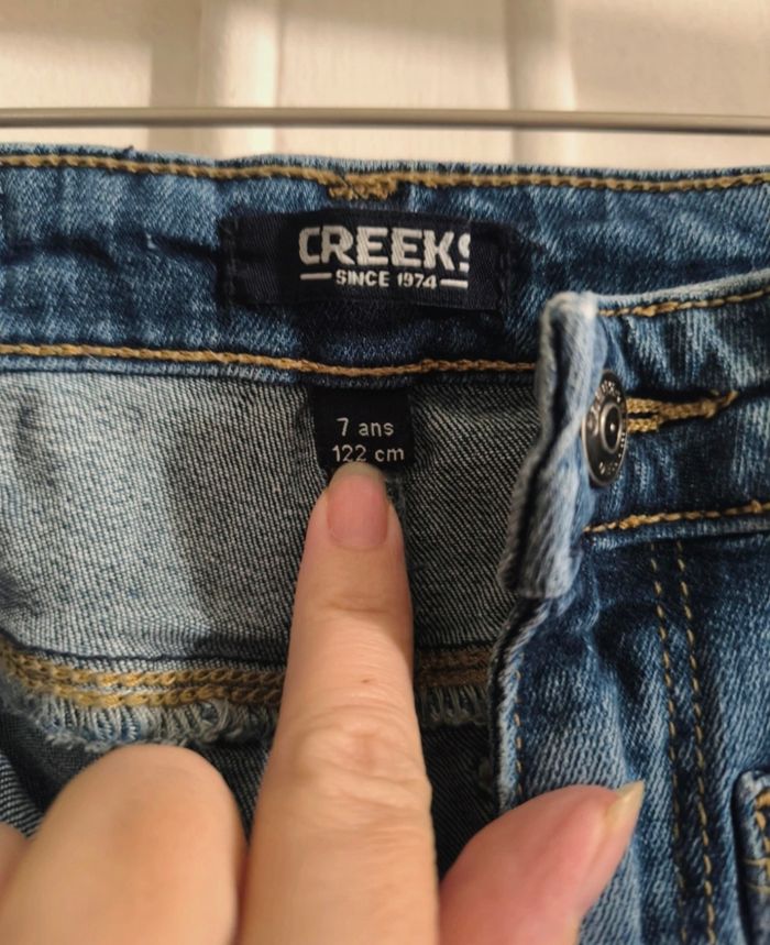 Jeans Creeks fille 7ans 122cm très bon état - photo numéro 2