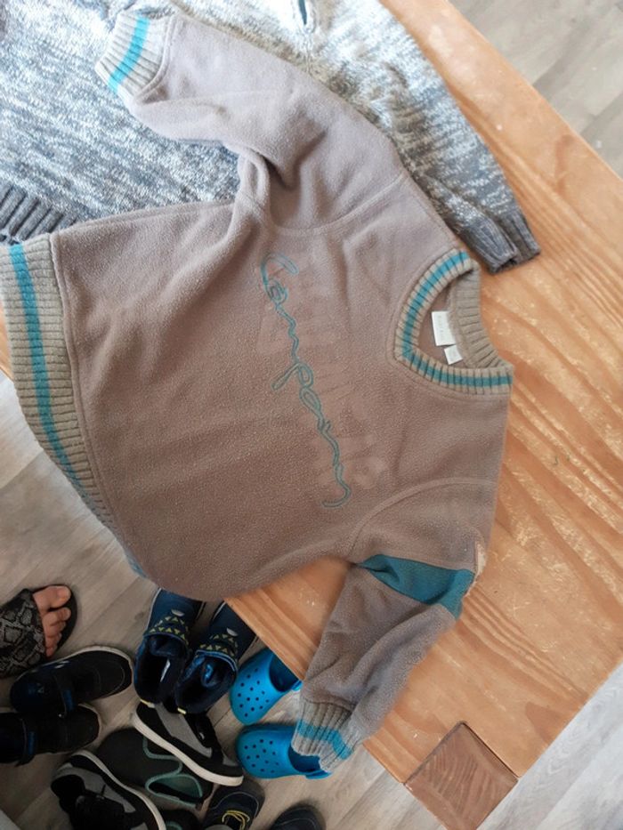 Lot 3 pull hiver 4 ans - photo numéro 3