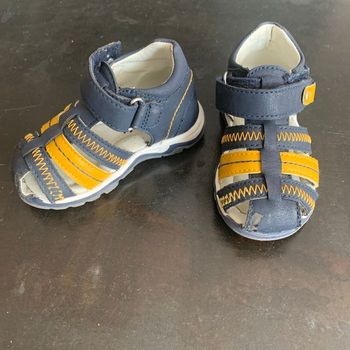 Chaussure garçon t 21