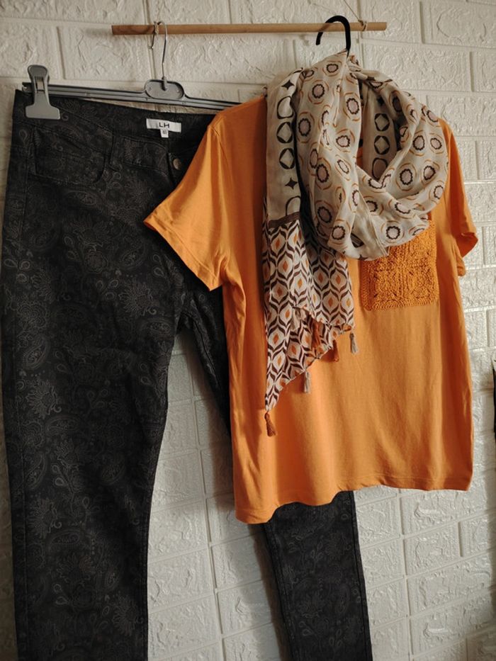 Ensemble pantalon, tee-shirt orange - photo numéro 3